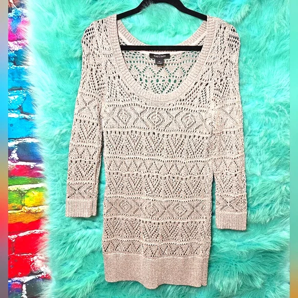 White House Black Market  Gold knit Crew Neck Long Sleeve Silver Shimmer Sweater - Picture 2 of 8